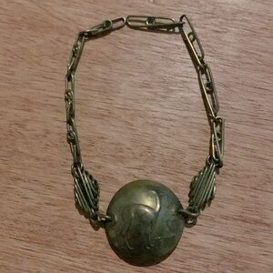 Vintage Gold Tone Peruvian 1/2 Sol De Oro Llama Coin Bracelet 1967 with clasp